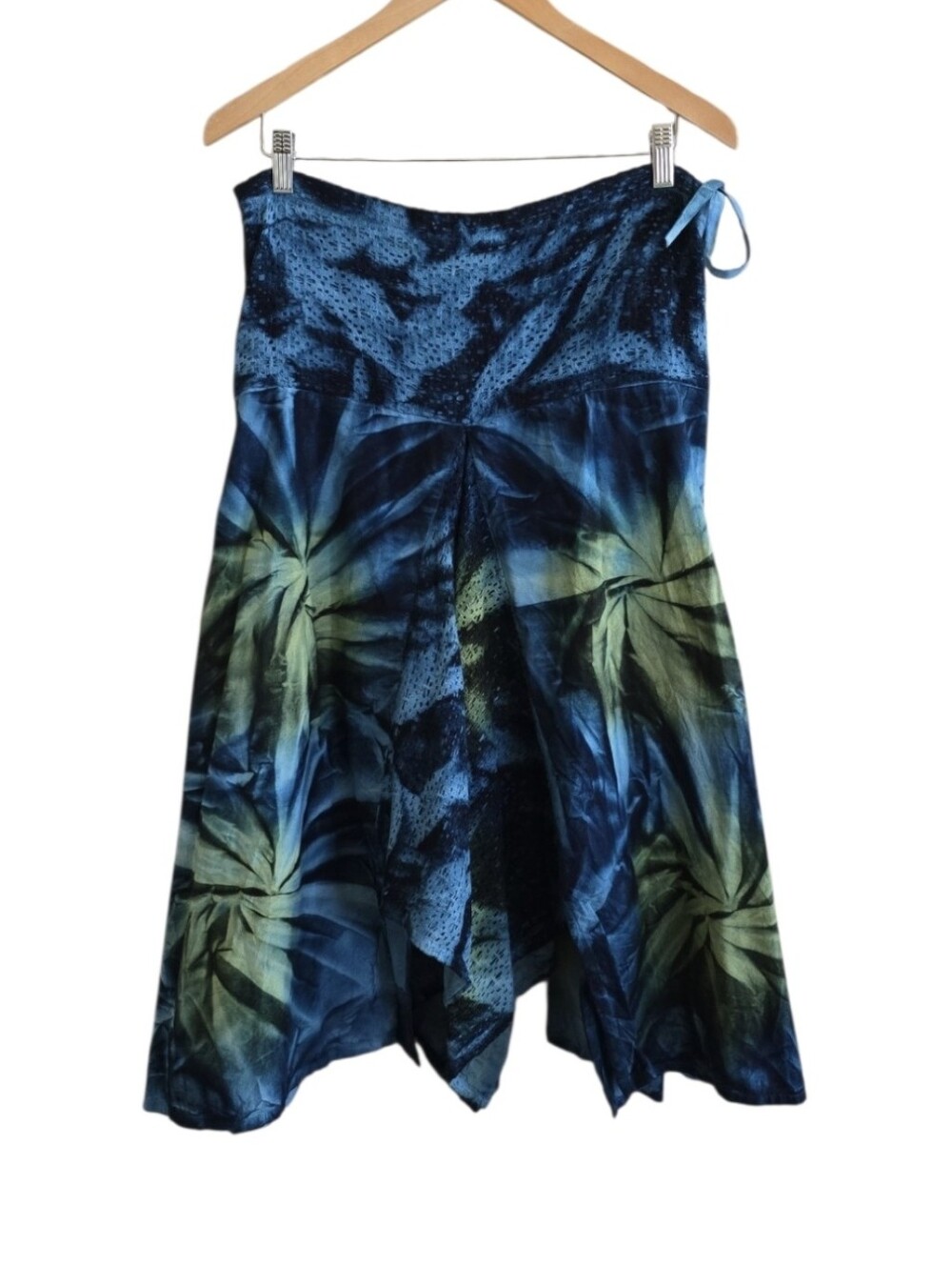Earthbound Boho Tye Dye Whimsical Sleeveless Flare Mini Dress. Small/Runs Large